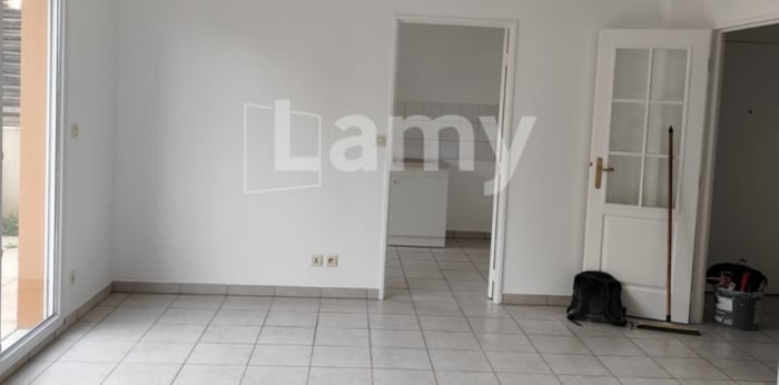 Image 1 sur 10 - Appartement  ·  Location · Caluire Et Cuire (69300) · 5 pièces · 95m²