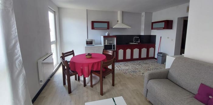 Image 8 sur 9 - Appartement  ·  Location · Nimes (30900) · 48m²