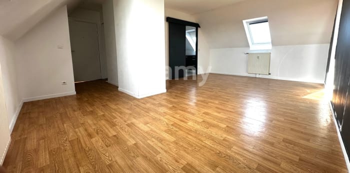 Image 3 sur 13 - Appartement  ·  Location · Compiegne (60200) · 2 pièces · 43m²