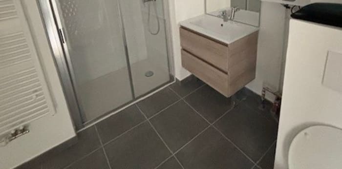 Image 6 sur 7 - Appartement  ·  Location · Clermont Ferrand (63000) · 2 pièces · 42m²