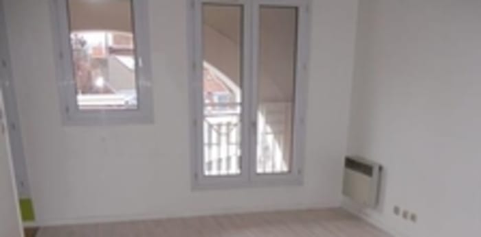 Image 1 sur 4 - Appartement  ·  Location · Lille (59800) · 2 pièces · 50m²