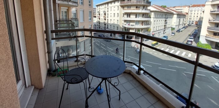 Image 4 sur 13 - Appartement  ·  Location · Lyon (69007) · 4 pièces · 106m²