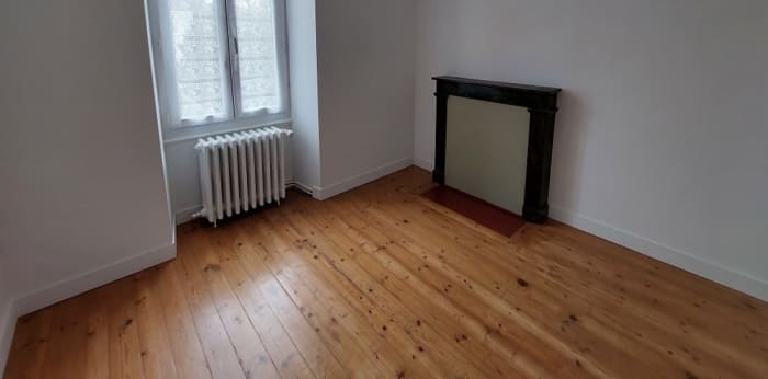 Image 8 sur 12 - Maison/villa  ·  Location · La Roche Sur Yon (85000) · 5 pièces · 110m²