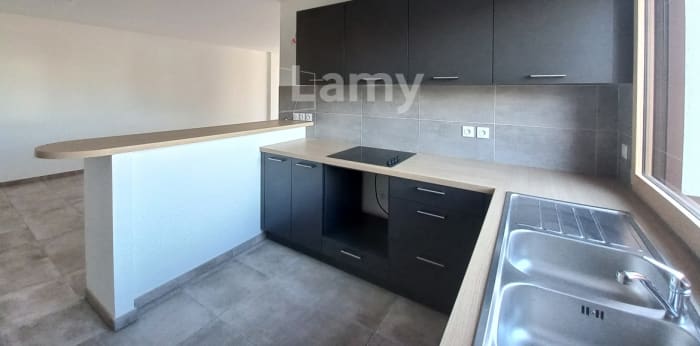 Image 6 sur 7 - Appartement  ·  Location · Chambery (73000) · 5 pièces · 108m²