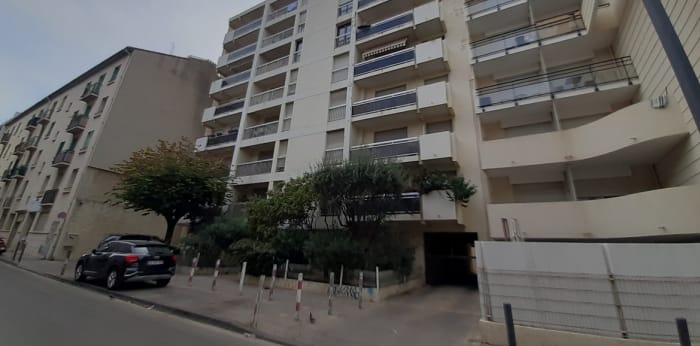 Image 8 sur 10 - Appartement  ·  Location · Marseille (13005) · 1 pièce · 42m²