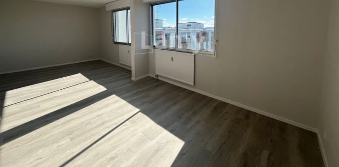 Image 3 sur 14 - Appartement  ·  Location · Dijon (21000) · 1 pièce · 32m²