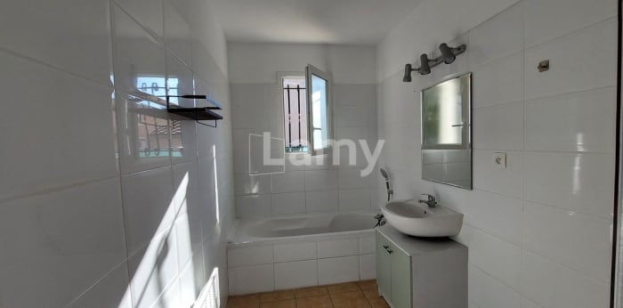 Image 7 sur 15 - Maison/villa  ·  Location · St Privat Des Vieux (30340) · 4 pièces · 89m²