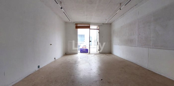 Image 1 sur 8 - Bureaux  ·  Location · Limoges (87000) · 2 pièces · 30m²