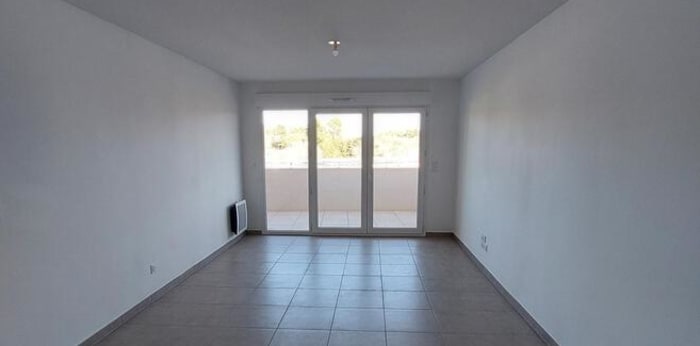 Image 2 sur 16 - Appartement  ·  Location · Nimes (30900) · 3 pièces · 61m²