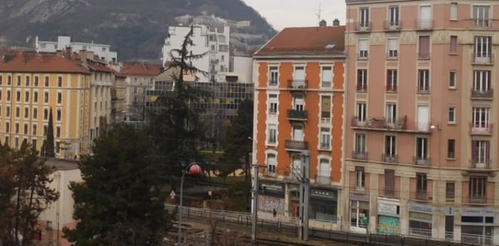 Image 4 sur 5 - Appartement  ·  Location · Grenoble (38000) · 1 pièce · 22m²