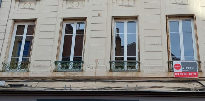 Image 7 sur 9 - Bureaux  ·  Location · Villefranche Sur Saone (69400) · 4 pièces · 92m²