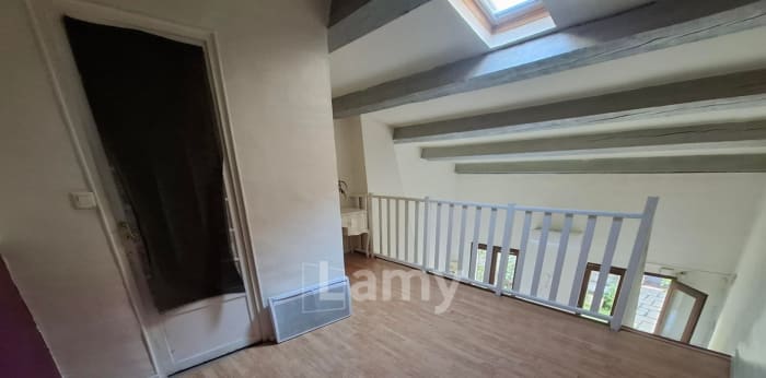 Image 7 sur 10 - Maison/villa  ·  Location · Marseille (13007) · 2 pièces · 38m²