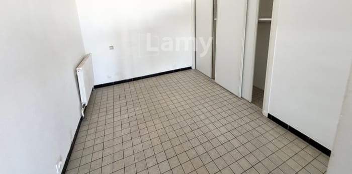 Image 3 sur 6 - Appartement  ·  Location · La Grande Motte (34280) · 1 pièce · 49m²