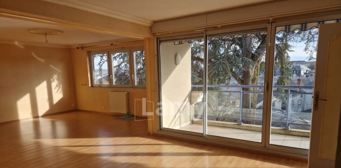 Image 2 sur 8 - Appartement  ·  Location · Limoges (87000) · 4 pièces · 87m²