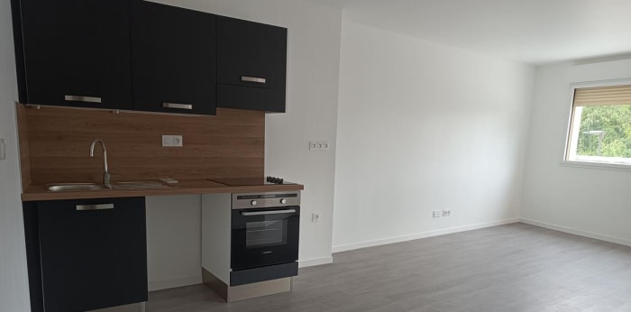 Image 2 sur 7 - Appartement  ·  Location · Tours (37100) · 3 pièces · 64m²
