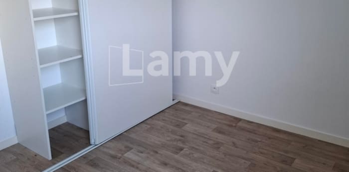 Image 13 sur 17 - Appartement  ·  Location · St Herblain (44800) · 4 pièces · 83m²