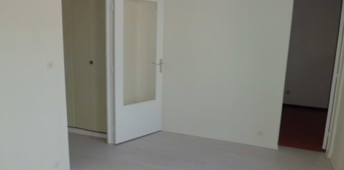 Image 2 sur 5 - Appartement  ·  Location · Dijon (21000) · 1 pièce · 20m²