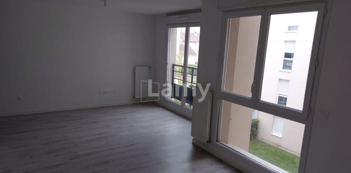 Image 2 sur 5 - Appartement  ·  Location · Mantes La Jolie (78200) · 1 pièce · 38m²