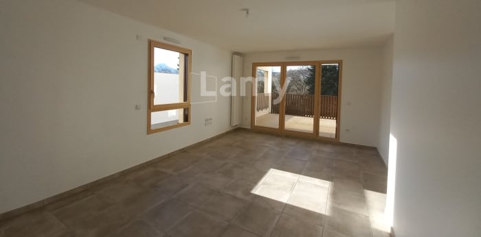 Image 2 sur 5 - Appartement  ·  Location · Chambery (73000) · 3 pièces · 82m²