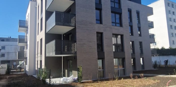 Image 1 sur 10 - Appartement  ·  Location · La Courneuve (93120) · 5 pièces · 108m²