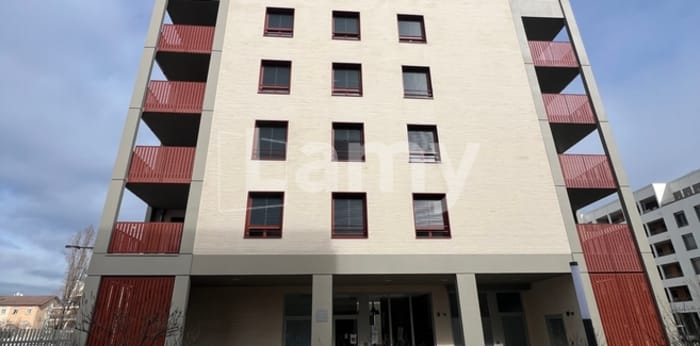 Image 4 sur 9 - Appartement  ·  Location · St Fons (69190) · 2 pièces · 53m²