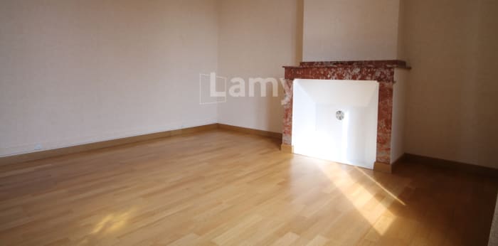 Image 2 sur 8 - Maison/villa  ·  Location · Toulouse (31200) · 141m²