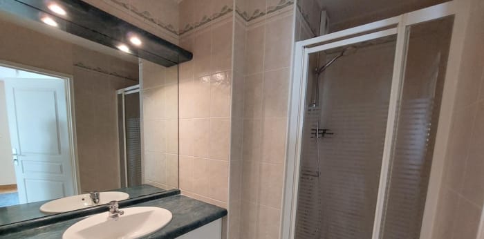 Image 7 sur 9 - Appartement  ·  Location · Les Sables D Olonne (85100) · 2 pièces · 44m²