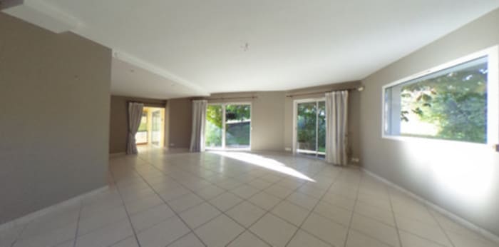 Image 5 sur 10 - Maison/villa  ·  Location · Voiron (38500) · 6 pièces · 177m²