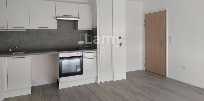 Image 1 sur 5 - Appartement  ·  Location · St Jean De La Ruelle (45140) · 2 pièces · 43m²