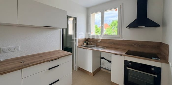 Image 1 sur 10 - Appartement  ·  Location · Besancon (25000) · 80m²