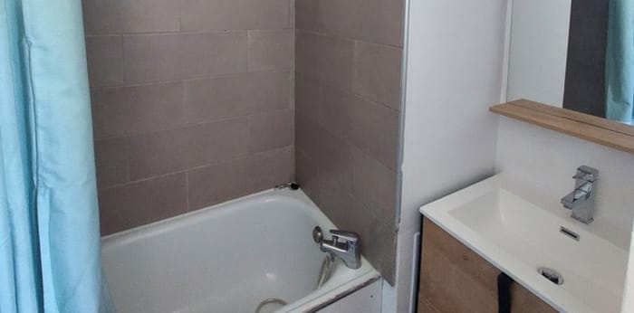 Image 7 sur 17 - Appartement  ·  Location · Aix En Provence (13090) · 1 pièce · 15m²
