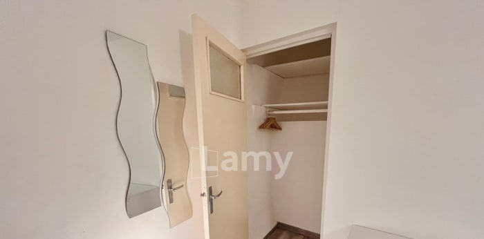 Image 12 sur 14 - Appartement  ·  Location · Aix En Provence (13100) · 1 pièce · 28m²