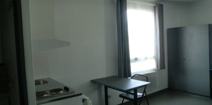 Image 12 sur 16 - Appartement  ·  Location · Guyancourt (78280) · 1 pièce · 22m²