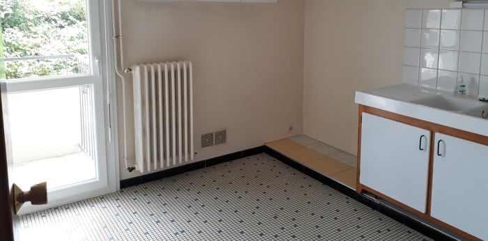 Image 2 sur 8 - Appartement  ·  Location · Navenne (70000) · 3 pièces · 62m²