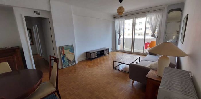 Image 10 sur 12 - Appartement  ·  Location · Pau (64000) · 3 pièces · 80m²