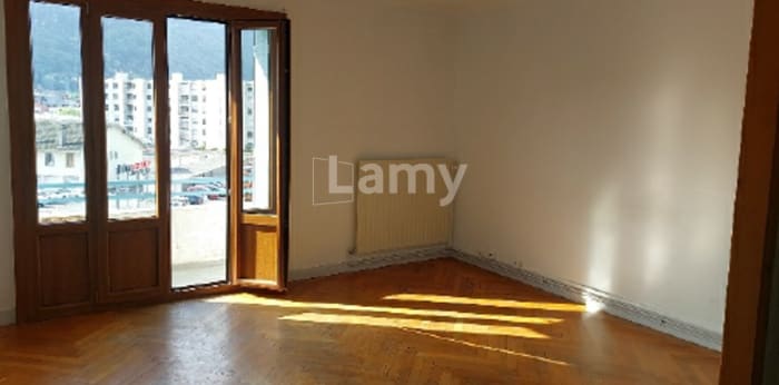 Image 1 sur 8 - Appartement  ·  Location · Annecy (74000) · 2 pièces · 53m²