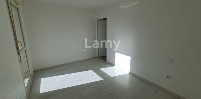 Image 7 sur 10 - Appartement  ·  Location · Aulnat (63510) · 2 pièces · 38m²