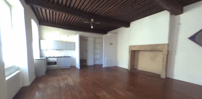 Image 2 sur 7 - Appartement  ·  Location · Issoire (63500) · 2 pièces · 61m²