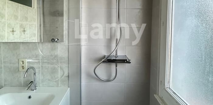 Image 7 sur 9 - Appartement  ·  Location · Clermont Ferrand (63000) · 4 pièces · 67m²