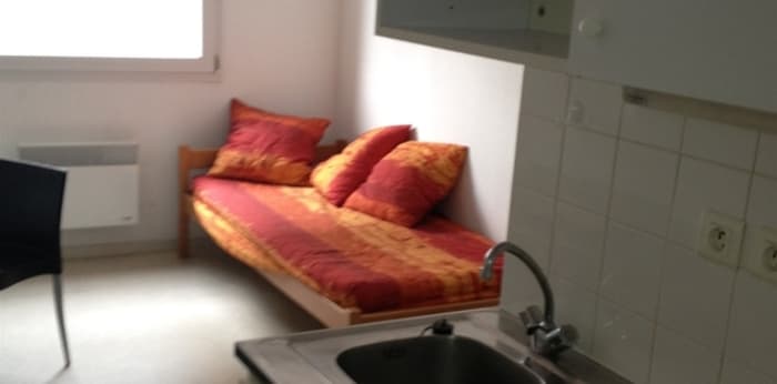 Image 19 sur 21 - Appartement  ·  Location · Lyon 08 (69008) · 1 pièce · 19m²