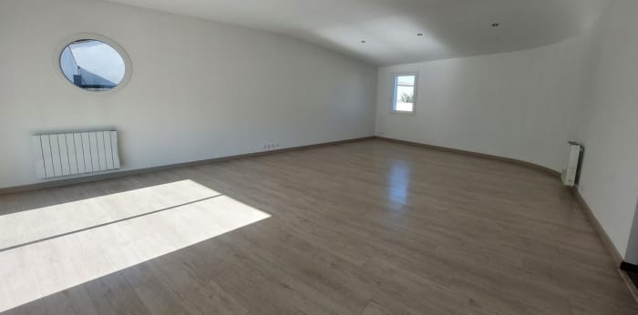 Image 2 sur 17 - Maison/villa  ·  Location · Chaillevette (17890) · 4 pièces · 120m²