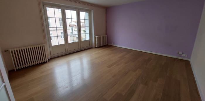 Image 6 sur 9 - Appartement  ·  Location · Issoire (63500) · 3 pièces · 74m²