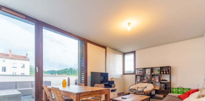 Image 1 sur 8 - Appartement  ·  Location · Lyon (69009) · 2 pièces · 52m²