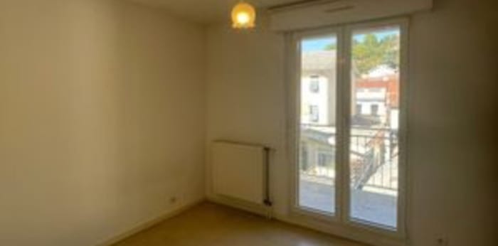Image 9 sur 9 - Appartement  ·  Location · Voiron (38500) · 4 pièces · 110m²