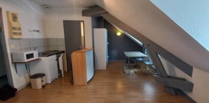 Image 4 sur 6 - Appartement  ·  Location · Chambery (73000) · 1 pièce · 17m²