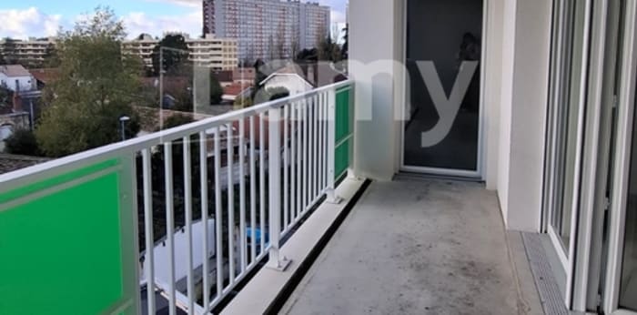 Image 4 sur 13 - Appartement  ·  Location · Talence (33400) · 5 pièces · 107m²