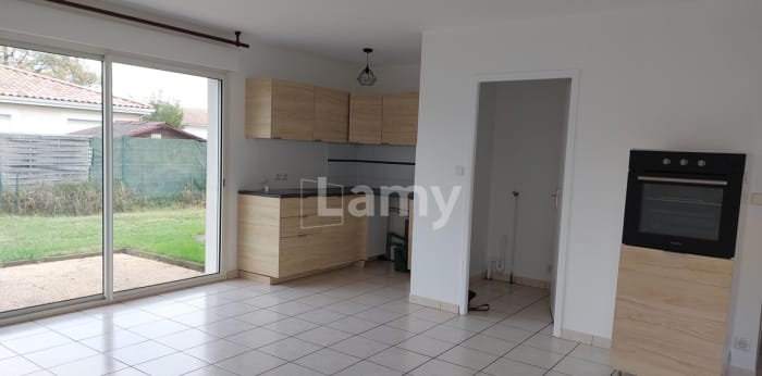 Image 2 sur 6 - Appartement  ·  Location · St Sulpice Et Cameyrac (33450) · 3 pièces · 66m²