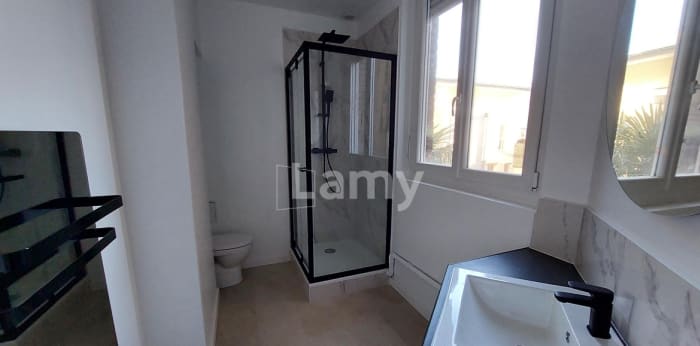 Image 7 sur 8 - Appartement  ·  Location · Reims (51100) · 2 pièces · 40m²