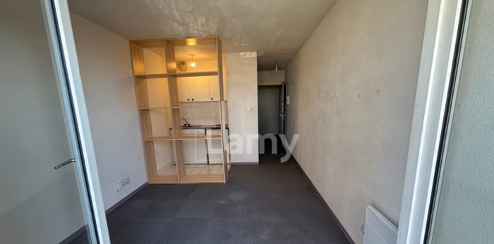 Image 7 sur 12 - Appartement  ·  Location · Dijon (21000) · 1 pièce · 21m²