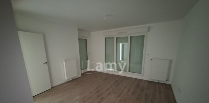 Image 1 sur 5 - Appartement  ·  Location · Drancy (93700) · 2 pièces · 42m²